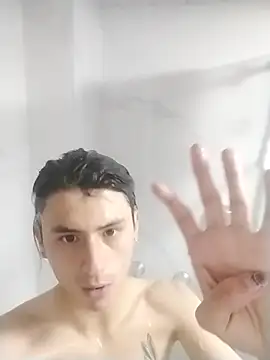 Snapshot of Alann_sr chatting on October 2025 07:47:01 PM Alann sr online show from October 2025 07:47:01 PM