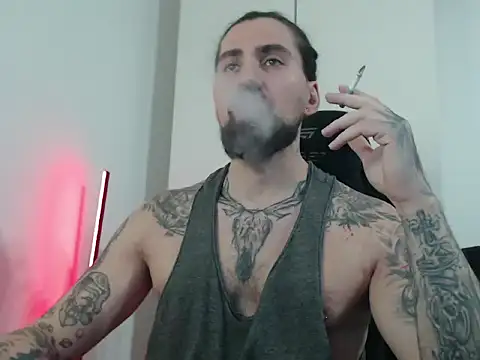 Snapshot of MateoHunk chatting on January 2026 03:26:01 PM MateoHunk online show from January 2026 03:26:01 PM