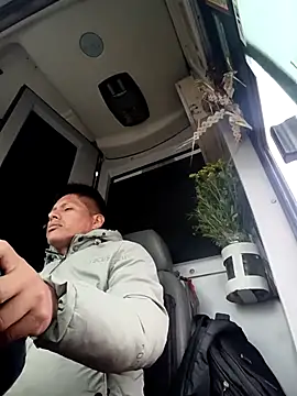 alexchir4 online show from November 2025 11:53:02 AM