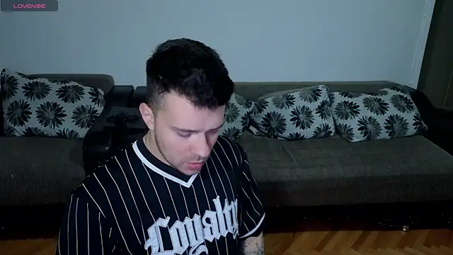 JohnnyStepBro online show from April 2026 05:05:02 PM