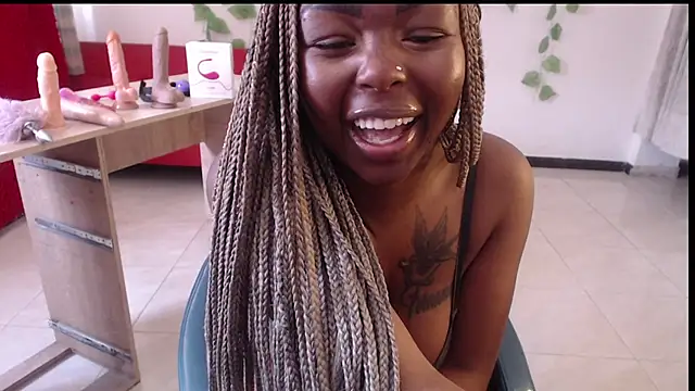  Zooee online show from September 2025 02:32:01 PM