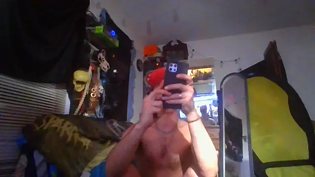 Snapshot of slinginbigD chatting on January 2025 12:03:02 PM slinginbigD online show from January 2025 12:03:02 PM
