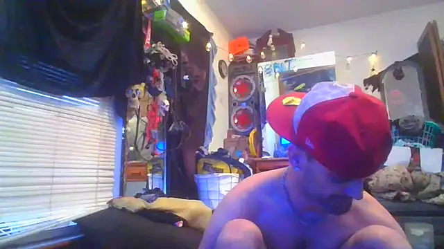 Snapshot of slinginbigD chatting on January 2025 01:29:01 PM slinginbigD online show from January 2025 01:29:01 PM