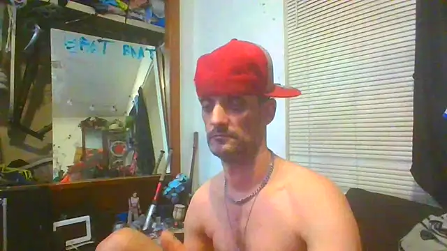 Snapshot of slinginbigD chatting on February 2025 08:22:02 AM slinginbigD online show from February 2025 08:22:02 AM