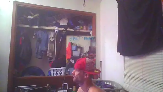 Snapshot of slinginbigD chatting on February 2025 12:06:02 PM slinginbigD online show from February 2025 12:06:02 PM