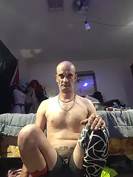 Snapshot of slinginbigD chatting on July 2026 07:53:02 PM slinginbigD online show from July 2026 07:53:02 PM