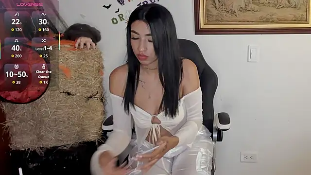 Wendy Marchall online show from November 2025 07:24:01 PM