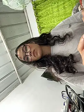 Snapshot of celesteguz chatting on December 2025 12:03:02 PM celesteguz online show from December 2025 12:03:02 PM