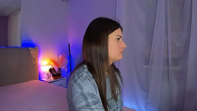 Laura Leee online show from February 2026 07:51:01 AM