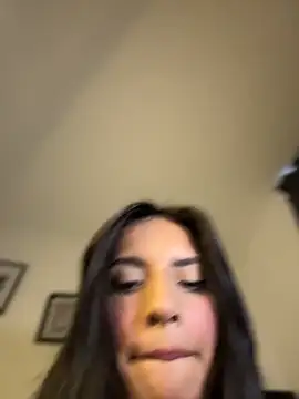 Dulceeany online show from June 2026 10:37:01 PM