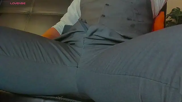 MrLonely02 online show from January 2025 03:47:01 AM