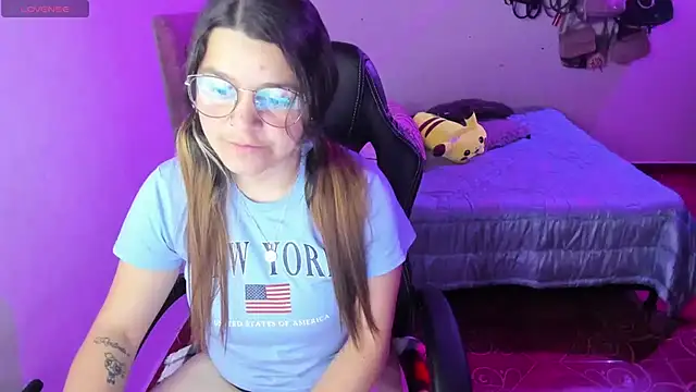 Sabrina Hall  online show from December 2024 03:23:02 AM