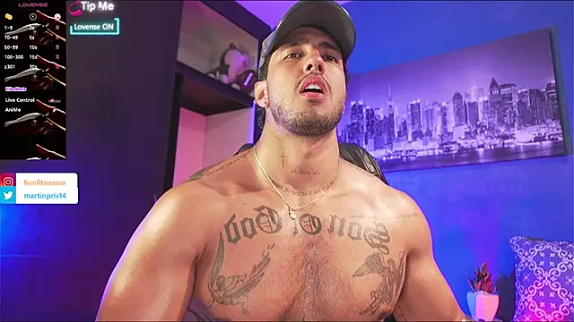 JACOB MARTINS online show from October 2025 11:58:01 PM