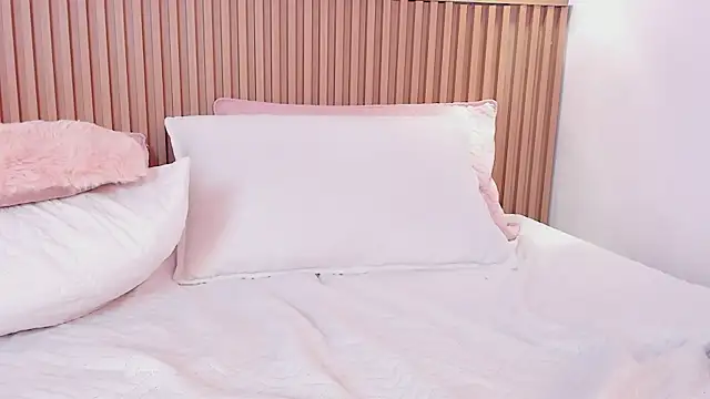 Bella reaset18 online show from December 2024 07:24:01 AM