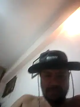 RoyPapafarid online show from March 2025 09:24:02 PM