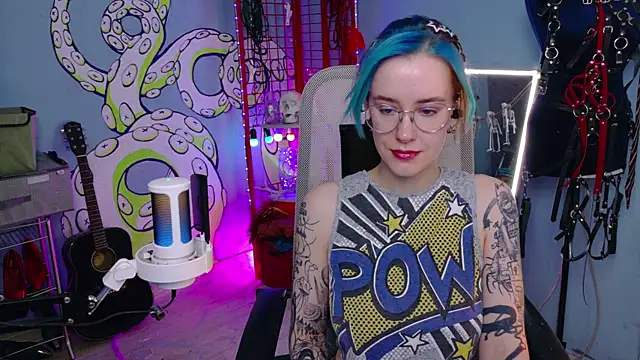 Cumpotik Eve online show from April 2026 02:51:01 AM