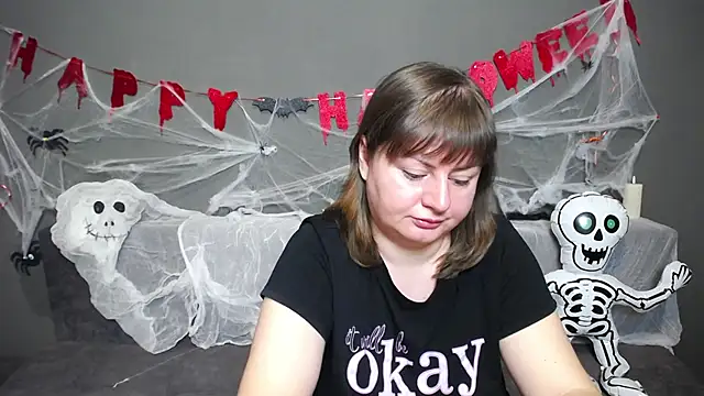 Snapshot of ZannaDreil chatting on October 2025 06:08:01 PM ZannaDreil online show from October 2025 06:08:01 PM