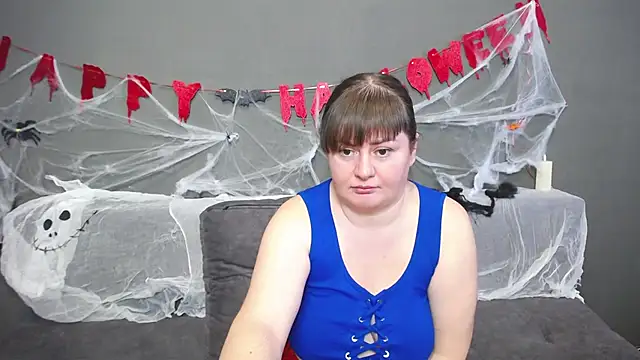 Snapshot of ZannaDreil chatting on October 2025 06:19:02 AM ZannaDreil online show from October 2025 06:19:02 AM