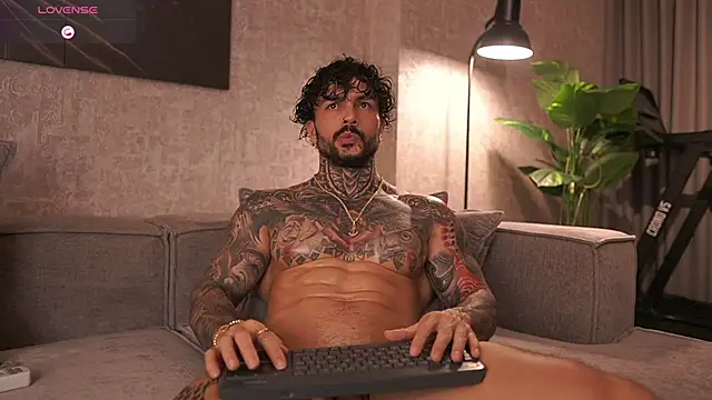 Snapshot of mariano_costa chatting on February 2026 01:56:02 AM mariano costa online show from February 2026 01:56:02 AM