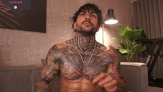 Snapshot of mariano_costa chatting on March 2026 05:24:02 AM mariano costa online show from March 2026 05:24:02 AM