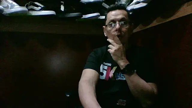 MarcusKelvin online show from October 2025 12:39:02 PM