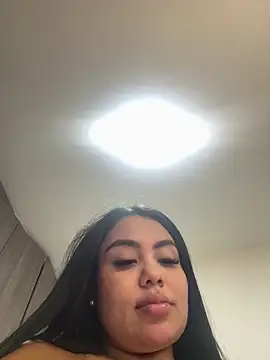 Snapshot of valeria2019hot chatting on January 2025 07:17:01 AM valeria2019hot online show from January 2025 07:17:01 AM