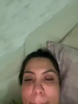 Snapshot of valeria2019hot chatting on March 2025 03:45:01 AM valeria2019hot online show from March 2025 03:45:01 AM