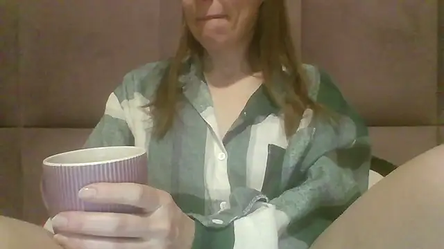 Sladkiegubki online show from February 2025 03:10:02 AM