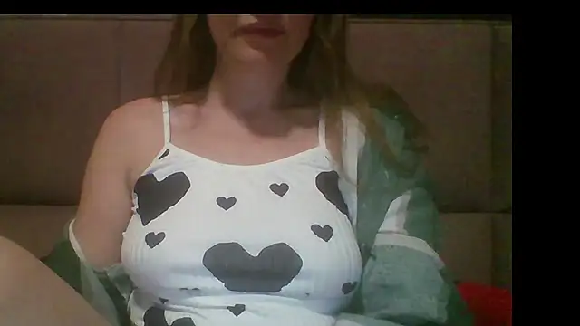 Sladkiegubki online show from October 2025 10:00:01 PM