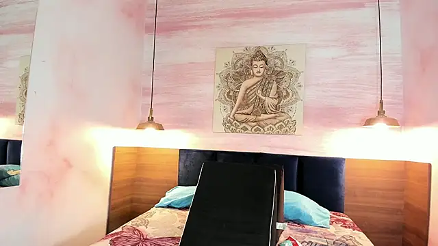 MelaniieRoux online show from February 2026 07:26:01 PM