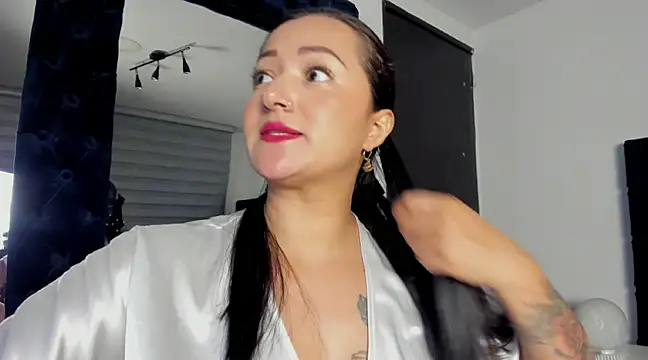  Cristal evans online show from February 2025 04:04:01 AM