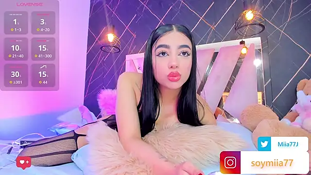 Snapshot of Miia77_ chatting on February 2026 02:38:02 AM Miia77 online show from February 2026 02:38:02 AM