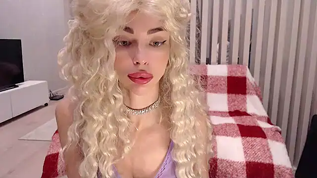 MiloTheName online show from December 2024 04:21:01 AM