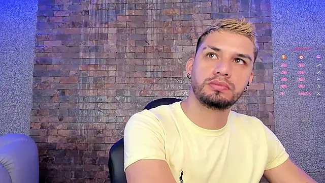 Jacoob19  online show from December 2024 12:56:02 PM