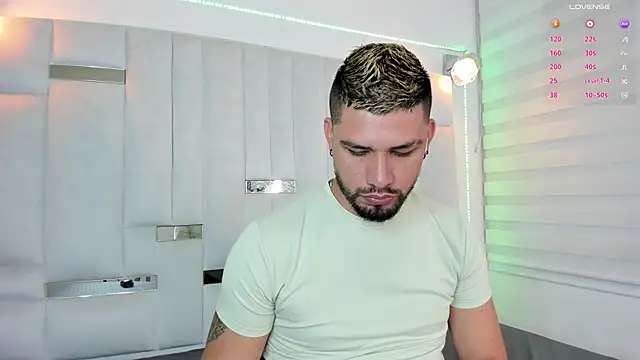 Jacoob19  online show from January 2025 01:24:01 PM