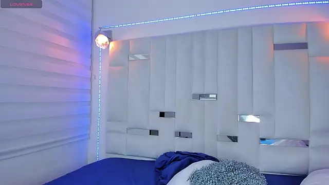 Jacoob19  online show from March 2025 12:01:02 PM