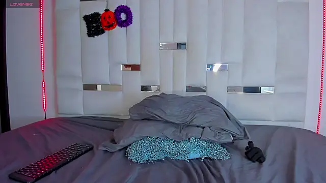 Jacoob19  online show from October 2025 10:11:02 PM