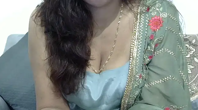 mishi kaur online show from December 2024 12:19:01 AM