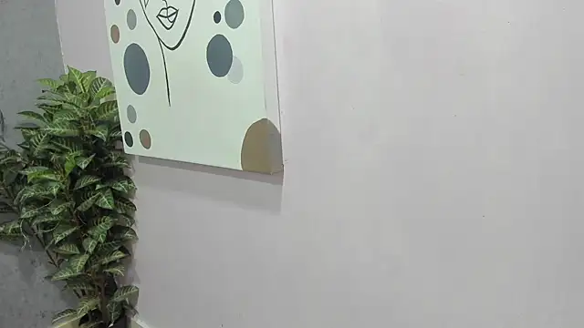 Tiffany mendez online show from December 2025 12:01:02 PM