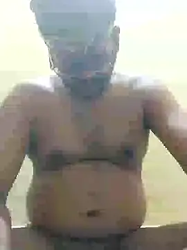 Snapshot of karthick25 chatting on January 2026 04:20:02 PM karthick25 online show from January 2026 04:20:02 PM