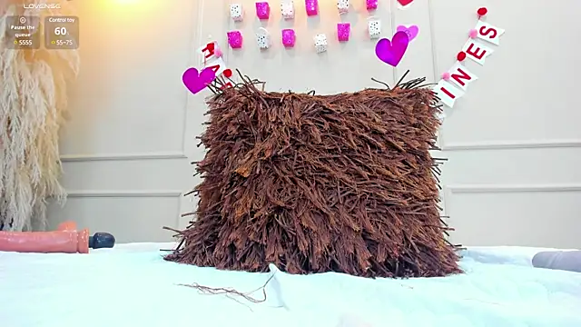 nahomygrey  online show from February 2025 01:52:02 AM