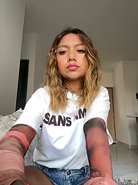 amanda-medrano1 online show from January 2025 02:17:02 PM