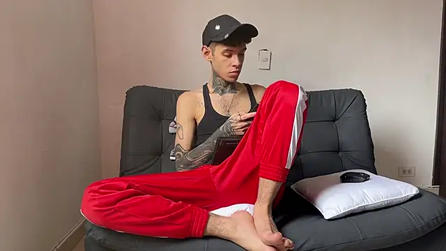 Saturno v online show from March 2025 10:26:01 AM