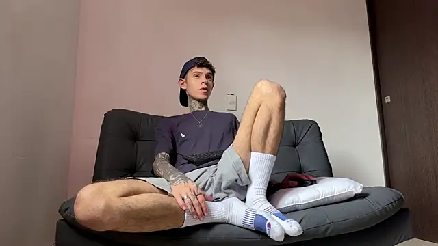 Saturno v online show from March 2025 10:36:01 AM