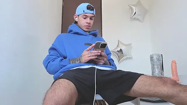 Saturno v online show from September 2025 09:42:02 AM