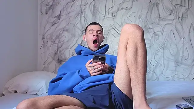 Saturno v online show from December 2025 11:08:01 AM