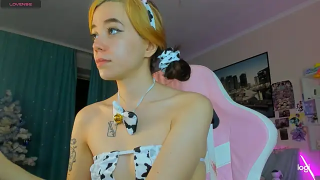 Ramona Johnson online show from February 2025 04:03:02 AM