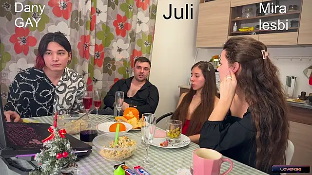 fcjuicy pussy online show from December 2024 07:27:02 PM