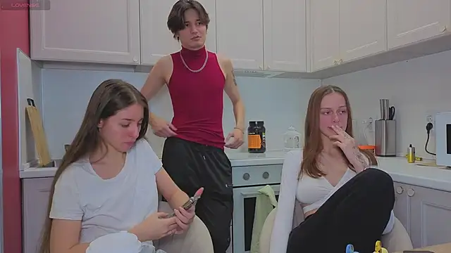 fcjuicy pussy online show from November 2025 10:59:01 AM