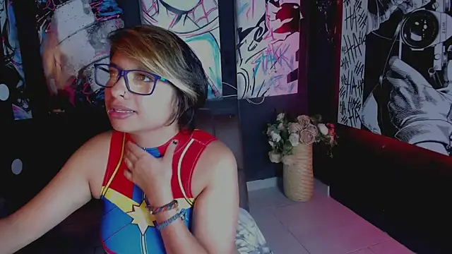 Snapshot of NovaGlitz chatting on December 2024 11:44:02 AM NovaGlitz online show from December 2024 11:44:02 AM